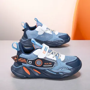 Atmungsaktive Mesh Jungen Laufschuhe mit leichter weicher Sohle in Blau und Orange