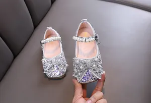 Zapatos de princesa plateados para niña con lazo de diamantes de imitación perlas