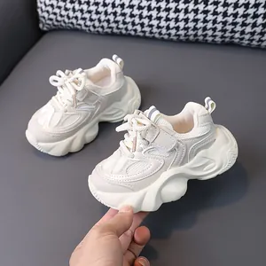 Atmungsaktive Mesh-Kinder-Sneaker mit klobigen Sohlen für Jungen und Mädchen