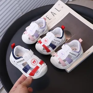 Sandalias de Verano para Bebé Zapatos para Caminar de Suela Blanda Anti-patada para Niños Niñas Oso de Dibujos Animados Sandalias de Playa
