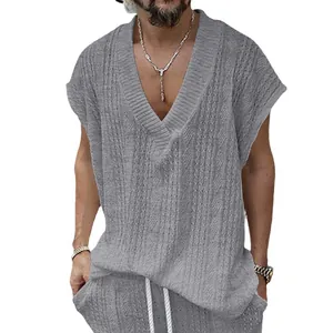 Ensemble gilet sans manches en tricot torsadé gris pour hommes et short assorti chic