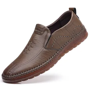 Mocassins en cuir décontractés marron pour hommes avec semelle antidérapante