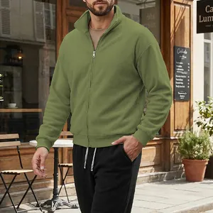 Herren Slim-Fit Fleecejacke mit Stehkragen und Reißverschluss in Olivgrün für den Herbst
