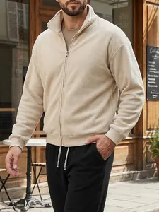Herren Fleecejacke in Beige mit Reißverschluss und Stehkragen für einen lässigen Look