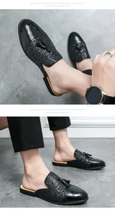 Stilvolle Herren-Loafer ohne Ferse in Schwarz mit Glitzer, Quasten und Lochmuster