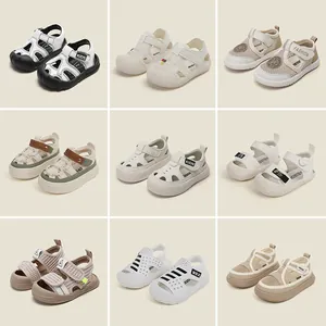 Sandales d'Été pour Tout-Petits Semelle Souple Respirante Chaussures de Marche pour Bébé en Maille Décontractées à Bout Fermé Garçons Filles