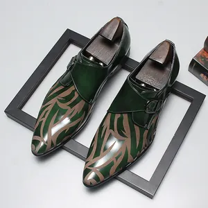 Chaussures à Boucle en Cuir de Vachette Véritable pour Hommes Style Britannique Bout Pointu Chaussures Habillées Formelles Respirantes Gravées au Laser