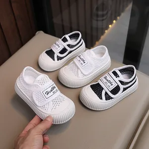 Baskets en Maille Respirante pour Enfants Été Chaussures en Toile Ajourées Garçons Filles Chaussures de Sport Décontractées