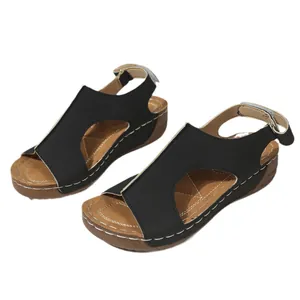 Ademende zwarte wedge sandalen voor dames met witte contrast stiksel details