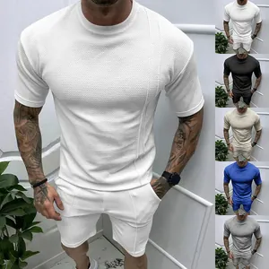Heren zomer casual tweedelige set met wafeltextuur t-shirt en korte broek outfit
