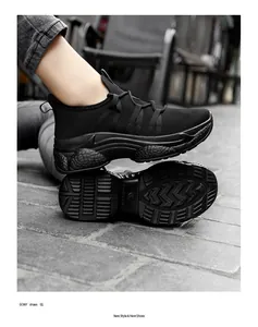 Atmungsaktive schwarze Mesh-Sneaker für Damen mit flexibler und weicher Gummisohle