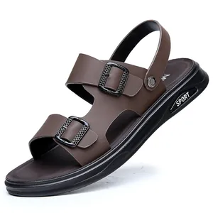 Sandali da uomo in pelle marrone con fibbie regolabili e suola sportiva antiscivolo
