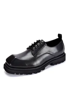 Elegante schwarze Herren-Derbyschuhe aus echtem Leder mit markanter quadratischer Zehenpartie