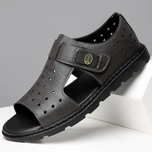 Sandales d'été pour hommes, respirantes et antidérapantes, en marron avec fermeture velcro