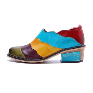 Scarpa casual in pelle patchwork colorata fatta a mano con tacco vintage a fiori