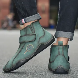 Botas Martin de hombre en cuero turquesa envejecido para calidez en otoño e invierno.