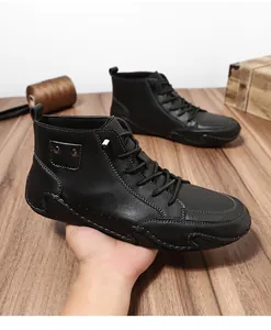 Detailweergave van zwarte heren Marten laarzen met octopus-stijl zoolontwerp