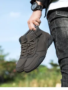 Vue détaillée de chaussures décontractées montantes marron avec semelle pieuvre