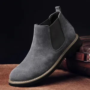 Stivaletti Chelsea da Uomo in Pelle Scamosciata di Vacchetta Fodera Calda in Peluche Slip On Scarpe Casual Britanniche