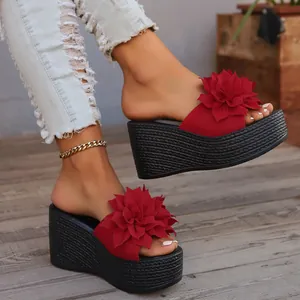 Women's Summer Wedge Sandals Platform Slippers Solid Color Flower Decoration Peep Toe Outdoor Leisure High Heel Shoes Fashion Slide Sandals