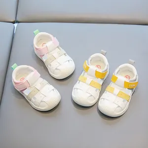 Mignonnes sandales en cuir pour tout-petits avec semelles souples antidérapantes