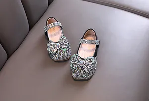Elegantes zapatos de princesa negros para niñas con lazo de diamantes de imitación