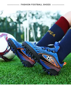 Scarpe da calcio blu per bambini con sistema di allacciatura rapida