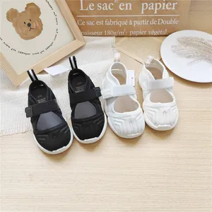 Lightweight breathable solid color toddler sports sandals for boys and girls beach shoes