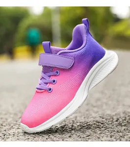 Zapatillas de malla transpirable para niñas con degradado rosa y morado deportivo