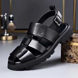 Heren Casual Romeinse Sandalen Zomer Nieuwe Dikke Zool Ademend Splitleder Gesloten Neus Gesp Sandalen Voor Buiten