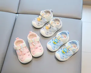 Toddler closed-toe sandals in various colors with cute cartoon bear decorations