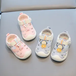 Comfortable toddler closed-toe summer sandals with soft non-slip soles and cartoon bears