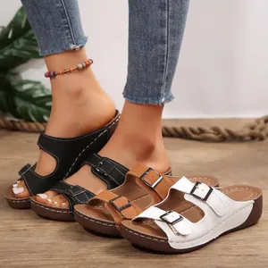 Stilvolle Damen Plateau-Sandalen mit dicker Sohle für Sommer und Strand in verschiedenen Farben