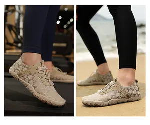 Scarpe da scoglio leggere e traspiranti con motivi geometrici in spiaggia e palestra