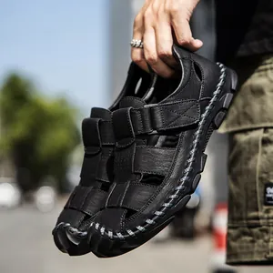 Men's black leather closed-toe sandals, breathable summer beach shoes with hand-stitching