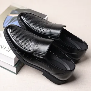 Zapatos de Cuero de Negocios Casual para Hombre Verano Transpirable Hueco Mocasines Sin Cordones Zapatos de Vestir Suela Blanda
