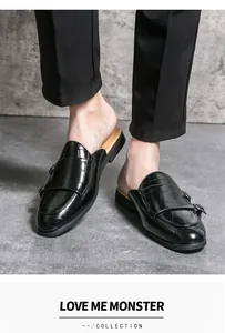 Mules élégantes pour hommes en cuir noir embossé crocodile avec doubles boucles monk.
