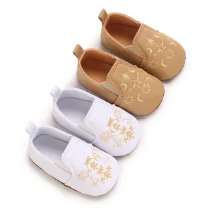Baby Jungen Leinwandschuhe Klassische Weiche Sohle Lauflernschuhe Mit Stern Mond Stickerei Für Kleinkinder