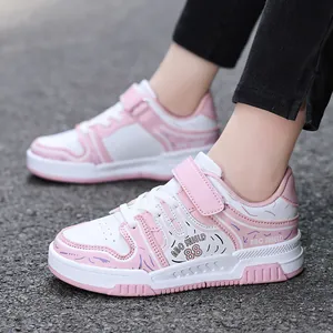 Zapatillas de deporte rosas y blancas para niños, ideales para el uso diario y escolar
