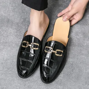 Men's Casual Crocodile Pattern Mules Fashion Retro Metal Buckle Half Loafers Outdoor Nightclub Hairstylist Slip-On Slippers