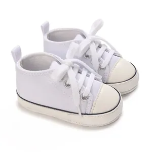 Classic white canvas baby sneakers for 0-1 year old boys and girls casual walking shoes