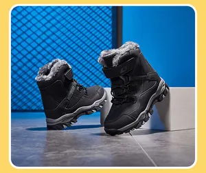 Bottes de neige noires pour enfants avec doublure en fausse fourrure grise et semelle antidérapante
