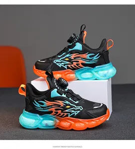 Chaussures sport dynamiques garcon avec boucle rotative et motif de flamme bleu orange