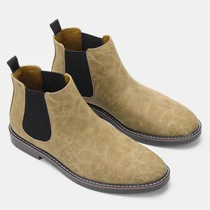 Bottines Chelsea kaki pour hommes avec texture cuir vieilli et coutures contrastées