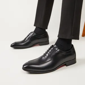 Elegant black genuine leather Oxford dress shoes for men's formal business wear