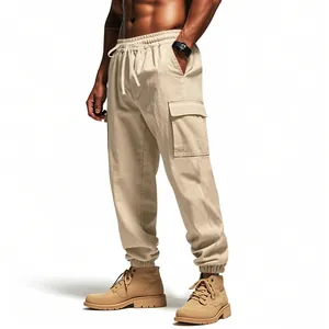 Zijaanzicht van beige katoenen linnen cargobroek voor heren met elastische tailleband