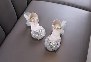 Zapatos de princesa para niñas con mariposa de diamantes, perlas y lazos de tul