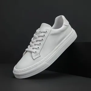 Chaussures Blanches pour Hommes en Cuir de Vachette Haut de Gamme Chaussures de Skate Basses Minimalistes Décontractées Baskets Plates Tendances