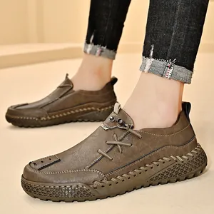 Handmade stitched men's casual leather shoes with thick non-slip soles in brown