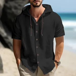 Chemise décontractée à capuche et manches courtes pour hommes en texture lin noir pour l'été.